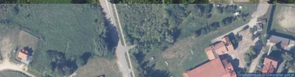 Zdjęcie satelitarne Paczkomat InPost RYN01BAPP