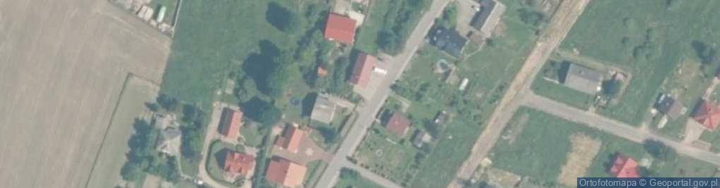 Zdjęcie satelitarne Paczkomat InPost RYZ02M