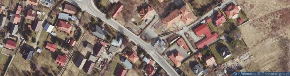 Zdjęcie satelitarne Paczkomat InPost RZE17BAPP