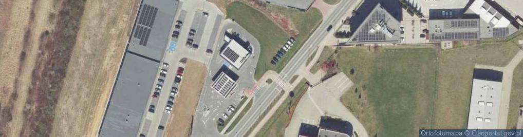 Zdjęcie satelitarne Paczkomat InPost RZE40M