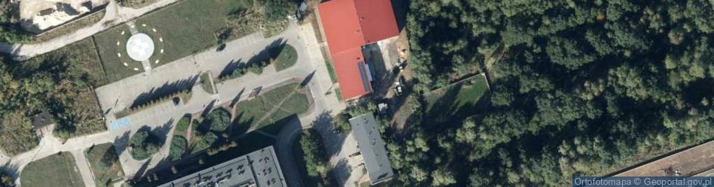 Zdjęcie satelitarne Paczkomat InPost SKK04M