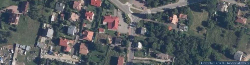 Zdjęcie satelitarne Paczkomat InPost SRC06M