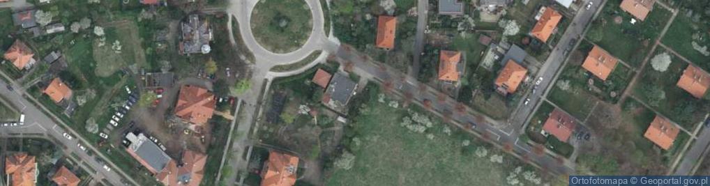 Zdjęcie satelitarne Paczkomat InPost SRX02M