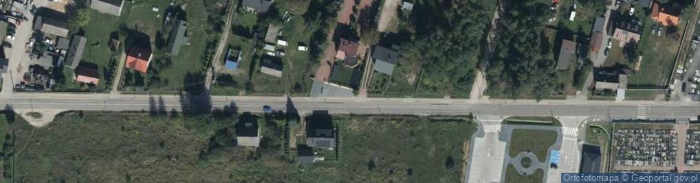 Zdjęcie satelitarne Paczkomat InPost SUK01M