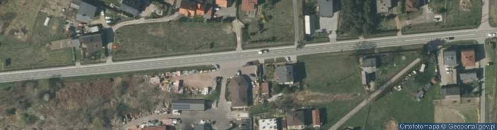 Zdjęcie satelitarne Paczkomat InPost SXM01M