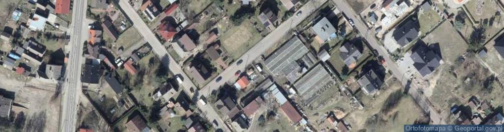 Zdjęcie satelitarne Paczkomat InPost SZC163M