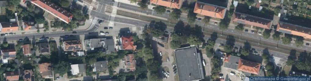 Zdjęcie satelitarne Paczkomat InPost SZC18A