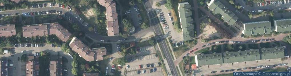 Zdjęcie satelitarne Paczkomat InPost SZC51M