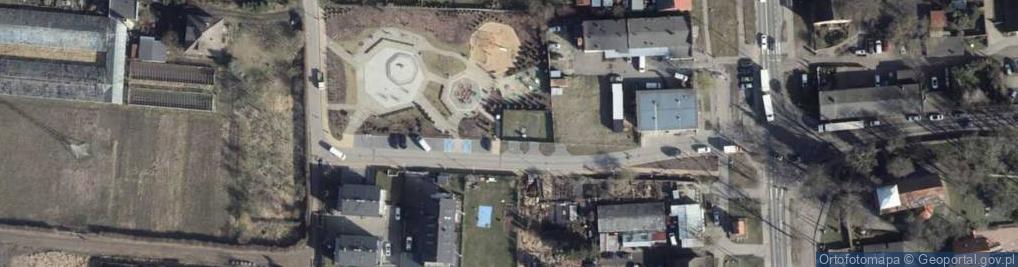 Zdjęcie satelitarne Paczkomat InPost SZC55M