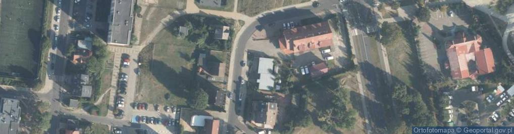 Zdjęcie satelitarne Paczkomat InPost SZC69M