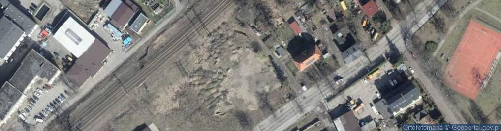 Zdjęcie satelitarne Paczkomat InPost SZC72M