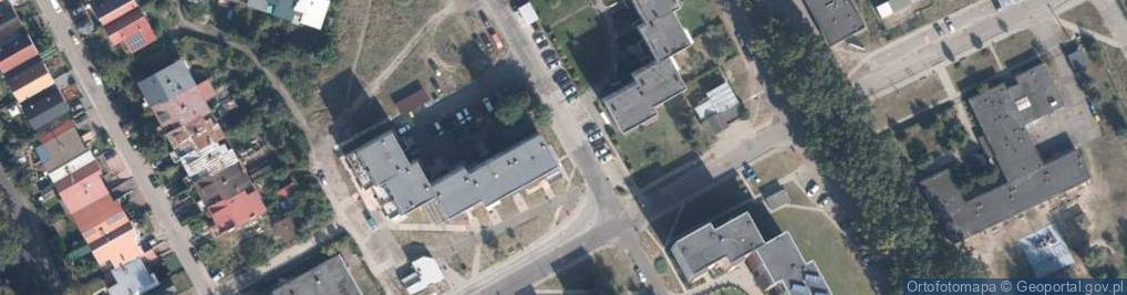 Zdjęcie satelitarne Paczkomat InPost SZC99M