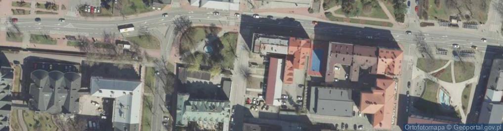 Zdjęcie satelitarne Paczkomat InPost TAR12N