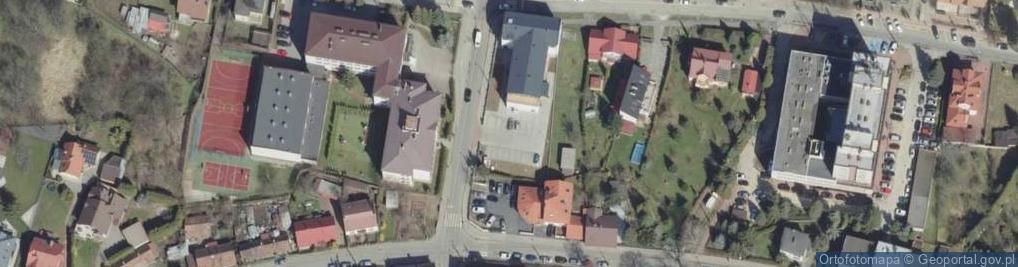Zdjęcie satelitarne Paczkomat InPost TAR33M