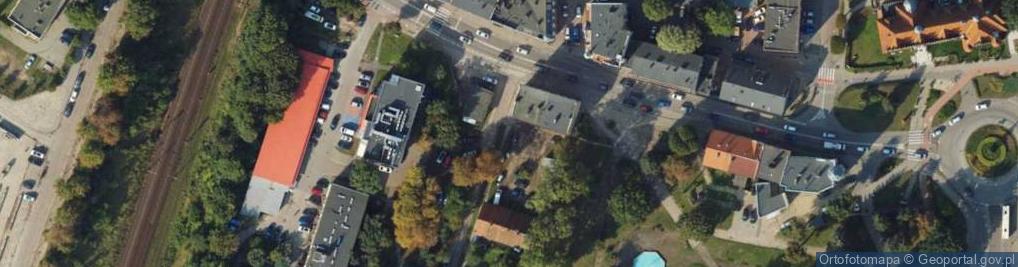 Zdjęcie satelitarne Paczkomat InPost TCZ02BAPP