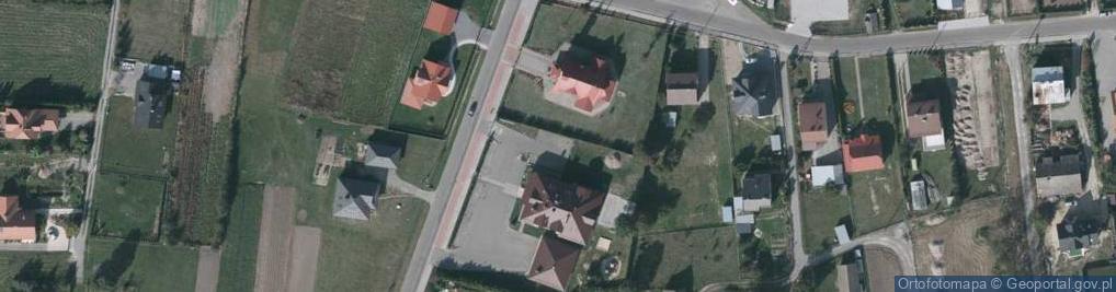 Zdjęcie satelitarne Paczkomat InPost TJA01M