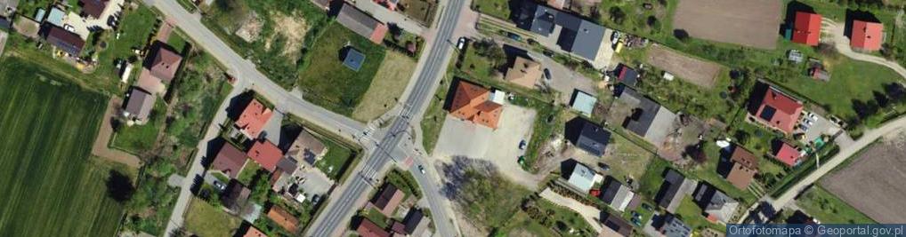 Zdjęcie satelitarne Paczkomat InPost TRA16M