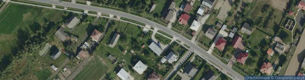 Zdjęcie satelitarne Paczkomat InPost TRZC01BAPP