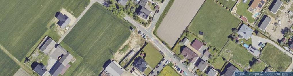 Zdjęcie satelitarne Paczkomat InPost TYC21M