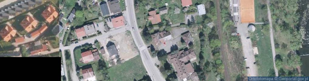 Zdjęcie satelitarne Paczkomat InPost UST02M