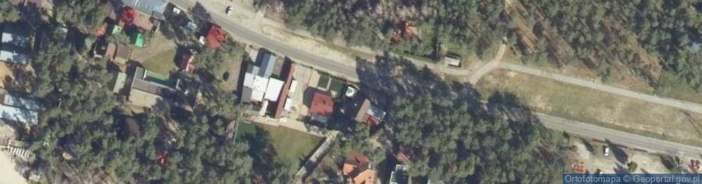 Zdjęcie satelitarne Paczkomat InPost VIN01M