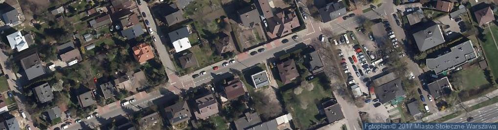 Zdjęcie satelitarne Paczkomat InPost WAW101N