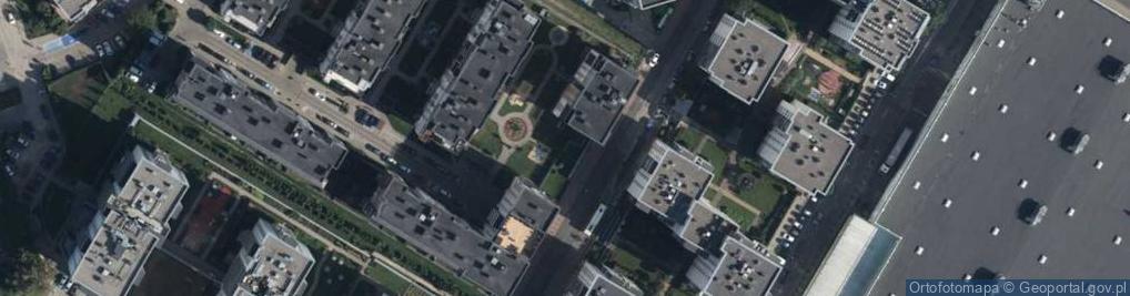 Zdjęcie satelitarne Paczkomat InPost WAW113A