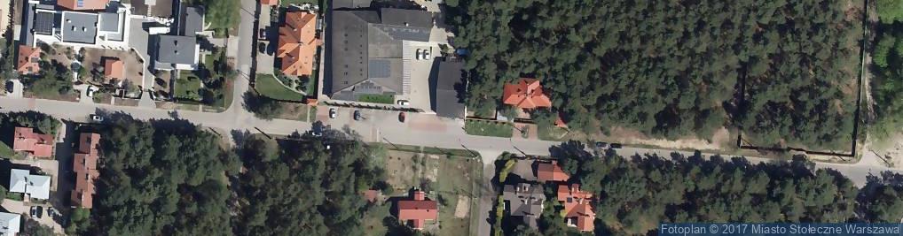 Zdjęcie satelitarne Paczkomat InPost WAW155A