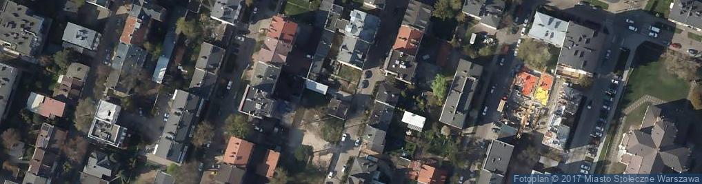 Zdjęcie satelitarne Paczkomat InPost WAW177A