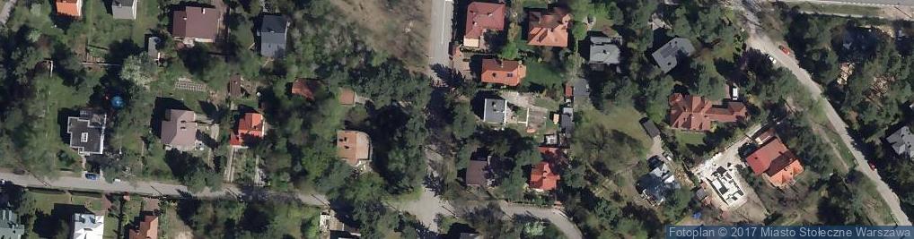 Zdjęcie satelitarne Paczkomat InPost WAW373M