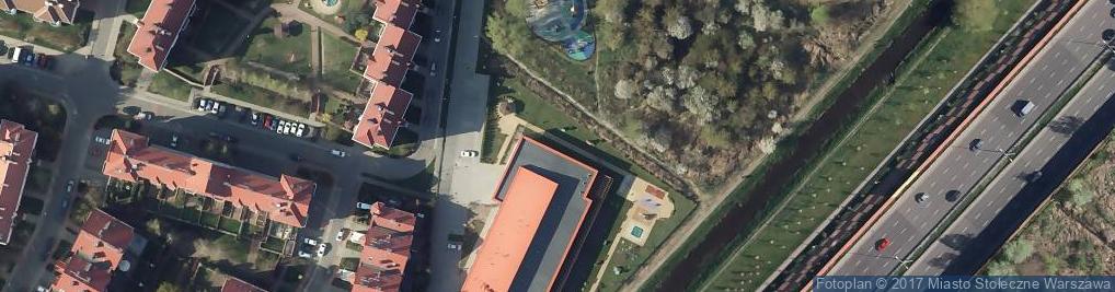 Zdjęcie satelitarne Paczkomat InPost WAW78M