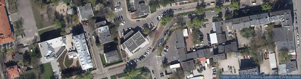 Zdjęcie satelitarne Paczkomat InPost WAW83BAPP