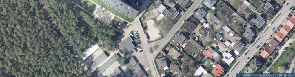 Zdjęcie satelitarne Paczkomat InPost WLO16M