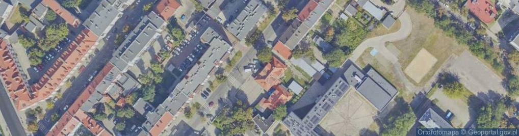 Zdjęcie satelitarne Paczkomat InPost WLO31M