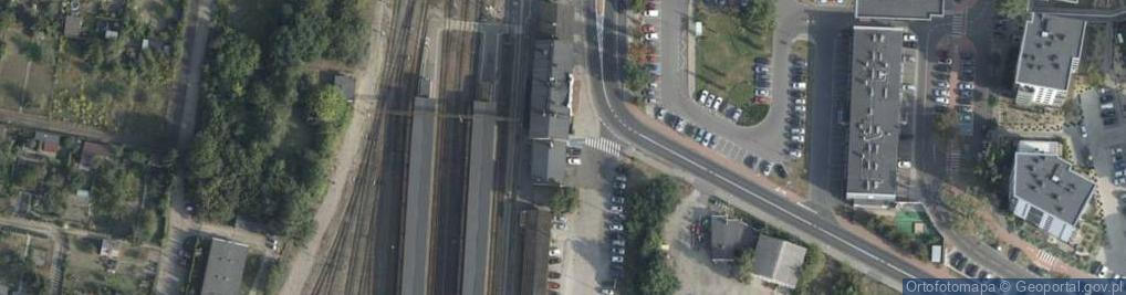 Zdjęcie satelitarne Paczkomat InPost WRZ02HP