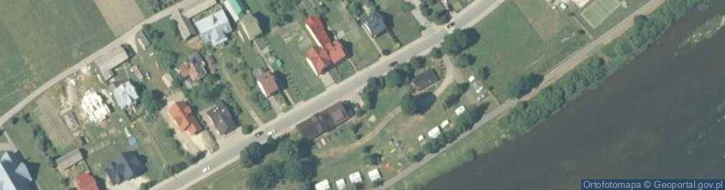 Zdjęcie satelitarne Paczkomat InPost XCN01M