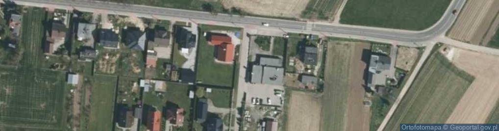 Zdjęcie satelitarne Paczkomat InPost XOE01M