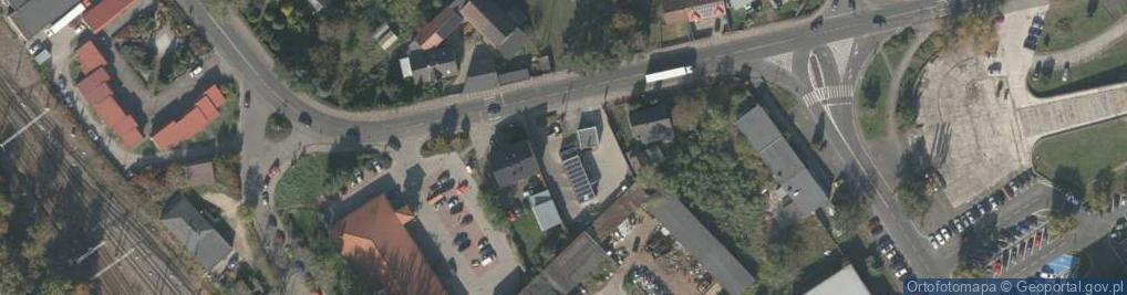 Zdjęcie satelitarne Paczkomat InPost ZDZ01M