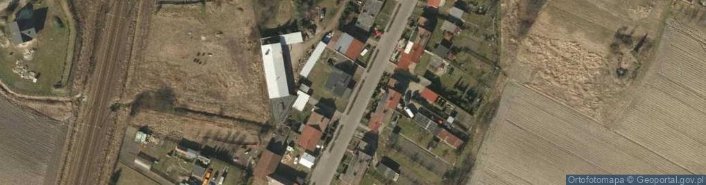 Zdjęcie satelitarne Paczkomat InPost ZMG04M