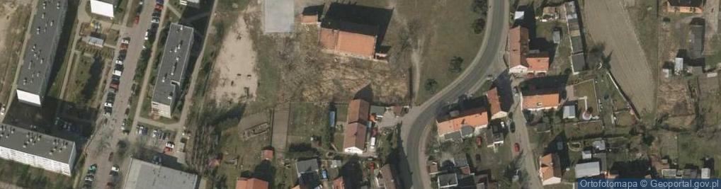 Zdjęcie satelitarne Paczkomat InPost ZRO02A