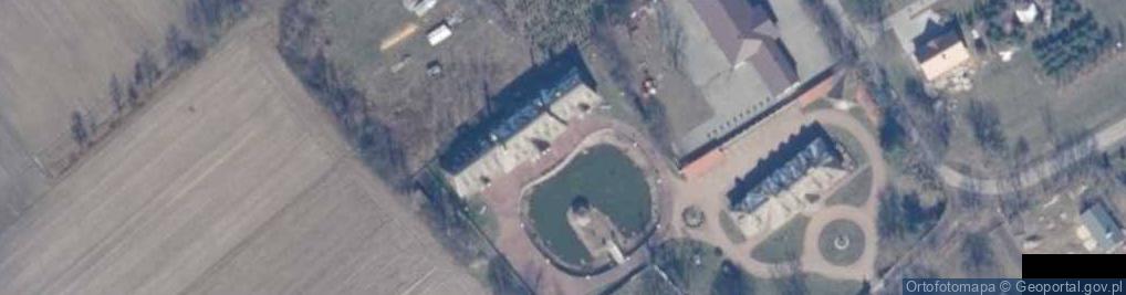 Zdjęcie satelitarne Dwór hrabiego Stanisława Graybnera