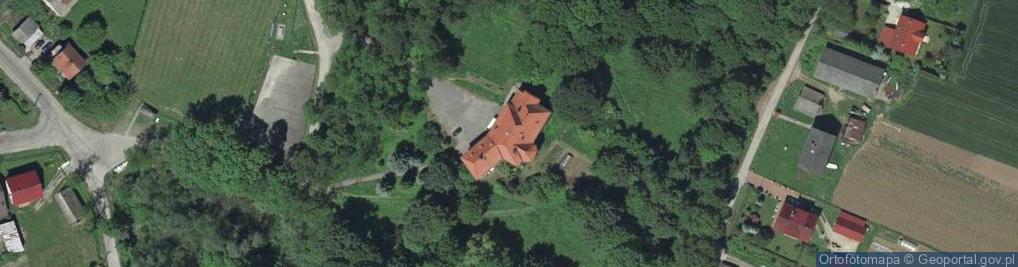 Zdjęcie satelitarne Dwór Mycielskich w Łuczanowicach