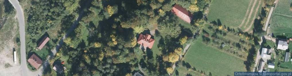 Zdjęcie satelitarne Dwór Teresy i Marcelego Potockich