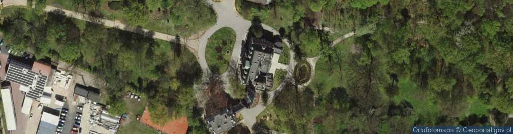 Zdjęcie satelitarne Pałac Kornów