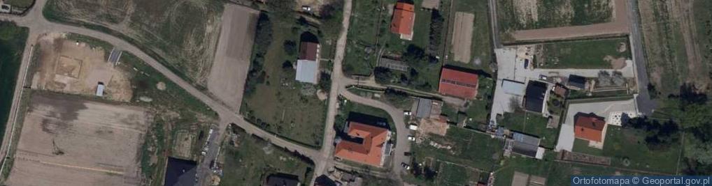 Zdjęcie satelitarne Pałac Lipce