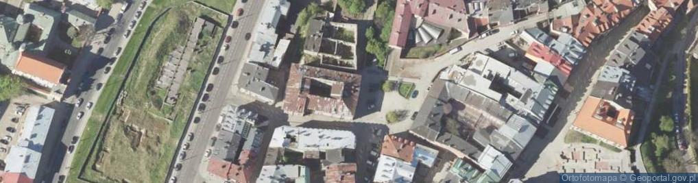 Zdjęcie satelitarne Pałac Pawęczowskiego