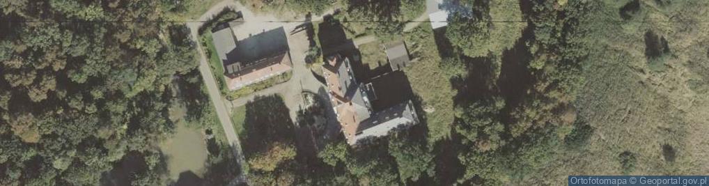 Zdjęcie satelitarne Pałac w Roztoczniku
