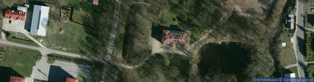 Zdjęcie satelitarne Pałac Załuskich - zespół pałacowo-parkowy