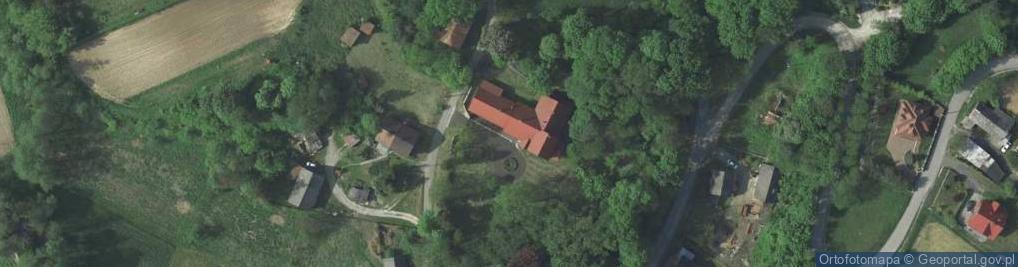 Zdjęcie satelitarne Zespół Dworski w Książniczkach