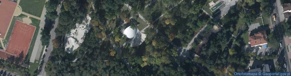 Zdjęcie satelitarne Miejski im. Augusta Krzyżanowskiego